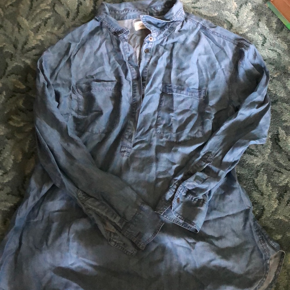 Maternity shirt